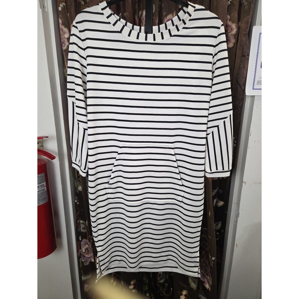 Violet Weekend Dress Striped Front Pocket Small New Without Tags Shirt Dress